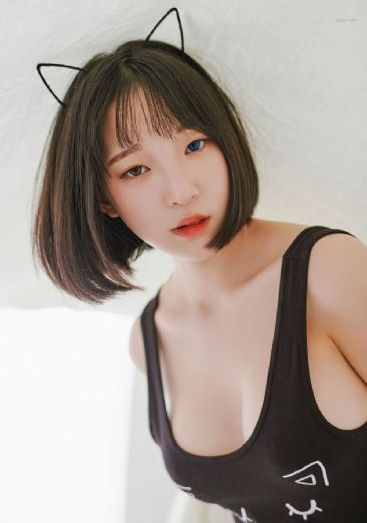 欧美熟妇另类久久久久久不卡_超清日本电影免费