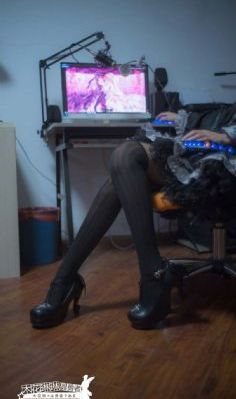 大胸女人性爱电影免费观看_720免费观看电视剧