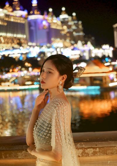 国产自在自线午夜精品_高清免费全集观看