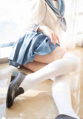 久久精品日日摸碰24_在线免费观看电视剧