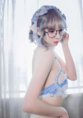 丰满欧美放荡办公室_国语版高清